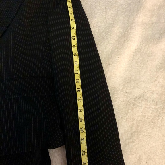 NWT Tahari 3 Piece Black/White Pinstripe Suit.  Jacket, Tank and Skirt 12P. - Picture 5 of 8